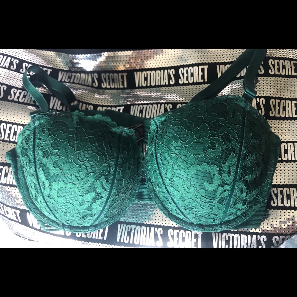 Victoria’s Secret 36DD Emerald Green Lace Bra